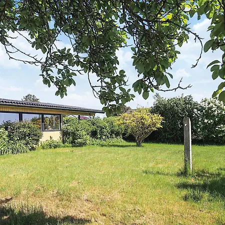 6 Person In Feriehus Bogø By